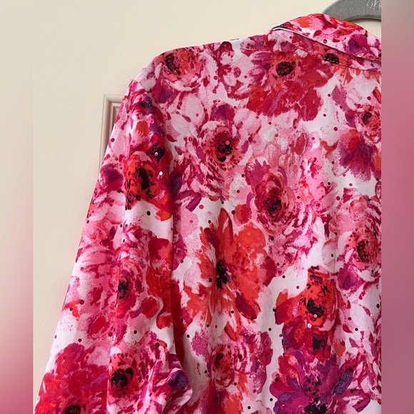 Floral Button Down Shirt - Red and Pink Gold Buttons - Picture 3 of 16